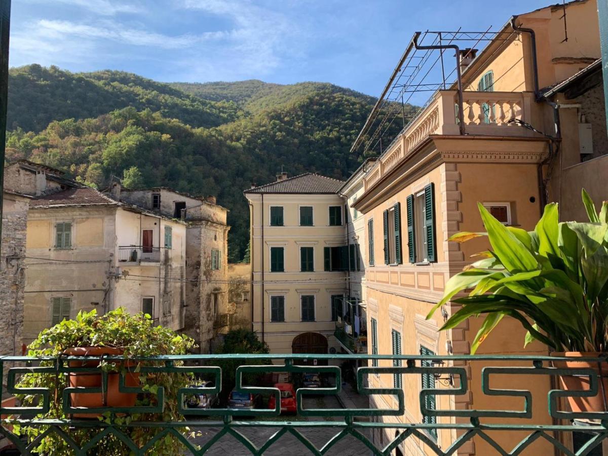 Albergo Dell'Angelo Pieve di Teco Exterior photo